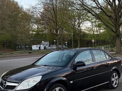 Second-hand Opel Vectra 109 CP (80 kW) 2006 Negru Berlinǎ