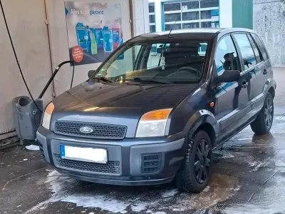 Gebraucht Ford Fusion 80 PS (58 kW) 2007 Grau Kleinwagen
