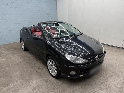 Gebraucht Peugeot 206 CC 109 PS (80 kW) 2003 Schwarz Cabrio