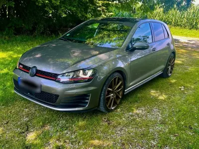 Gebraucht VW Golf VII GTI 230 PS (169 kW) 2016 Grau Limousine