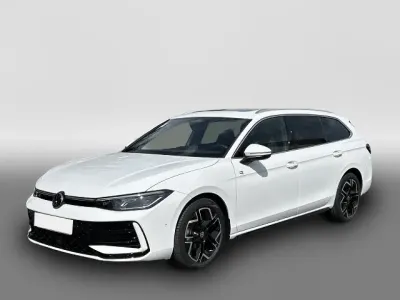 Occasion VW Passat R-line 150 ch (110 kW) 2024 Blanc Break
