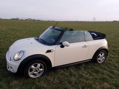 Gebraucht Mini Cooper Cabriolet 122 PS (89 kW) 2011 Weiß Cabrio