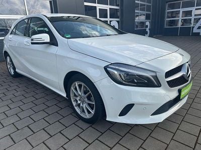 Gebraucht Mercedes A200 156 PS (114 kW) 2017 Weiß Limousine