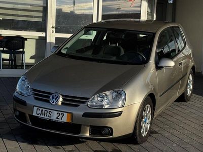 Beige Gebraucht 2004 VW Golf V Comfortline Limousine | 4.950 € (Etwas zu teuer)