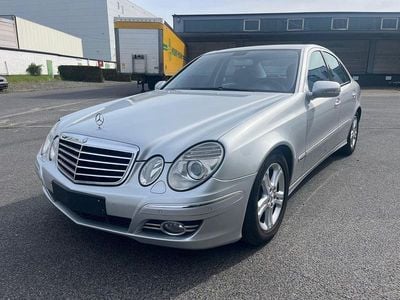 Usata Mercedes E200 Avantgarde 136 CV (100 kW) 2007 Argento Berlina