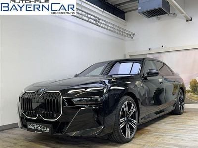 Second-hand BMW 750e M Sport 489 CP (359 kW) 2025 Negru Berlinǎ