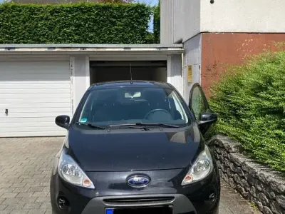 Gebraucht Ford Ka Cool & Sound Edition 69 PS (50 kW) 2013 Schwarz Kleinwagen