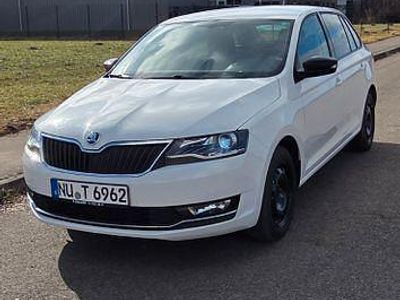Gebraucht Skoda Rapid Drive 110 PS (80 kW) 2019 Weiß Kleinwagen