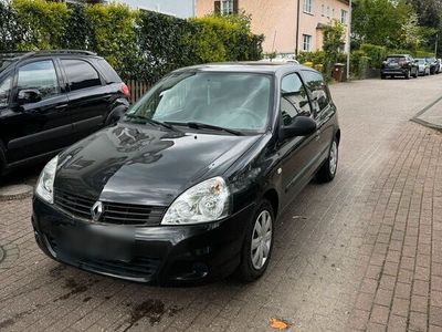 gebraucht Renault Clio 1,2 Neu Tüv