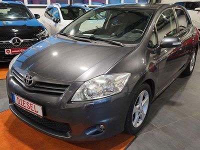 Gebraucht Toyota Auris Executive 126 PS (92 kW) 2012 Grau Limousine