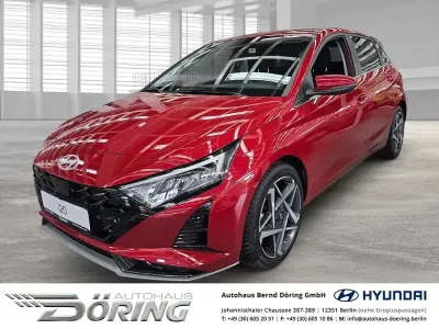Gebraucht Hyundai i20 Turbo 101 PS (74 kW) 2025 Dragon red / met Limousine