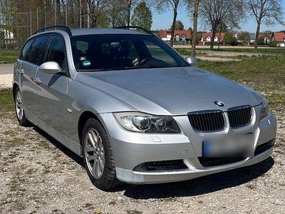 Usata BMW 318 129 CV (94 kW) 2007 Argento Station wagon