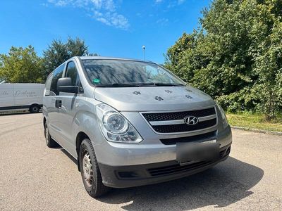 Hyundai H-1