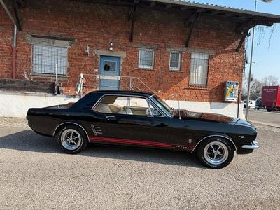 Second-hand Ford Mustang GT 225 CP (165 kW) 1966 Negru Coupe