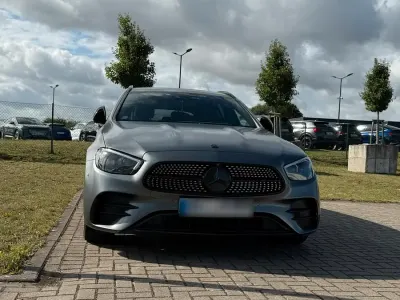 Gebraucht Mercedes E300 AMG line 306 PS (225 kW) 2020 Grau Kombi