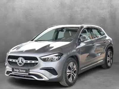 Gebraucht Mercedes GLA200 Advanced 150 PS (110 kW) 2025 Grau SUV