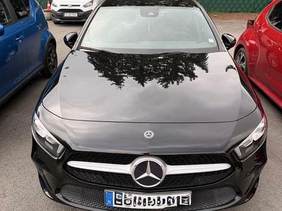 Usata Mercedes A180 136 CV (100 kW) 2019 Nero Berlina