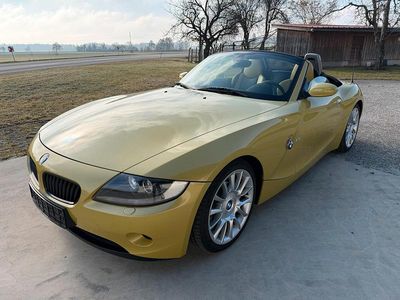 Gebraucht BMW Z4 192 PS (141 kW) 2005 Gelb Cabrio