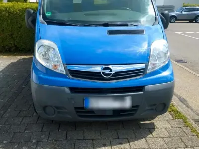 Używany Opel Vivaro 2008 Niebieski Minivan