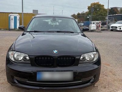 Gebraucht BMW 116 116 PS (85 kW) 2008 Schwarz Kleinwagen