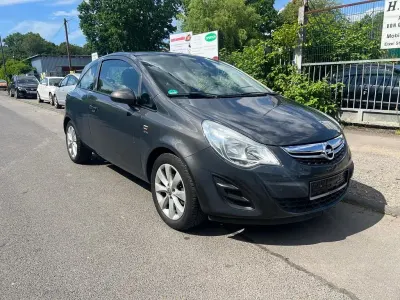 Gebraucht Opel Corsa Active 69 PS (50 kW) 2013 Grau Kleinwagen