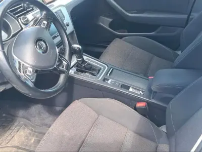 Gebraucht VW Passat 150 PS (110 kW) 2017 Weiß Kombi