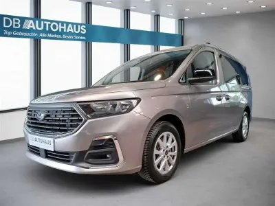 Gebraucht Ford Tourneo Titanium 122 PS (89 kW) 2024 Dusky silver Van / Kleinbus