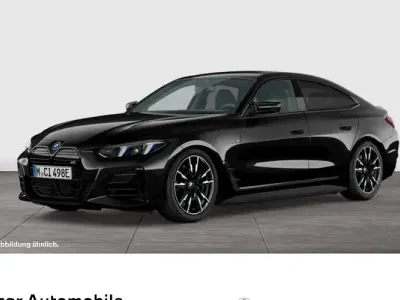 Używany BMW i4 Performance 400 kW (544 KM) 2025 Czarny Sedan/Limuzyna
