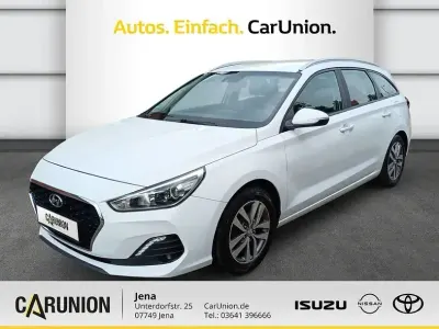 Gebraucht Hyundai i30 Trend 140 PS (102 kW) 2018 Weiß Kombi