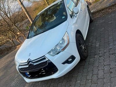 Gebraucht Citroën DS4 115 PS (84 kW) 2014 Weiß Kleinwagen