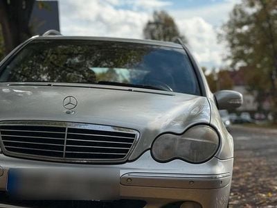 Mercedes C180