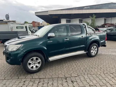 Gebraucht Toyota HiLux 2015 Grün Pickup