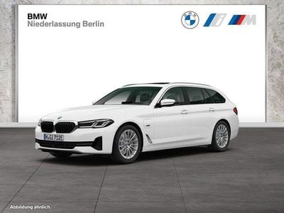 Używany BMW 530e Sport Line 292 KM (214 kW) 2022 Biały Kombi