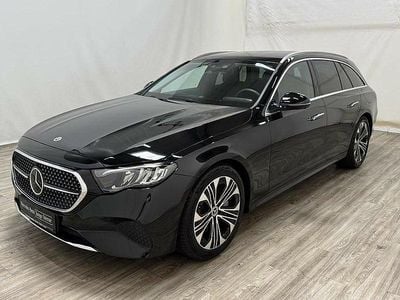 Metalliclack obsidianschwarz Gebraucht 2024 Mercedes E300 Avantgarde Kombi | 54.930 € (Etwas zu teuer)