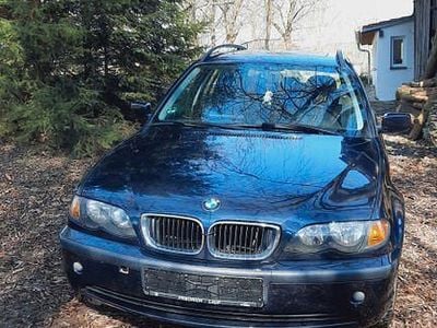 Second-hand BMW 318 Basis 143 CP (105 kW) 2002 Albastru Break