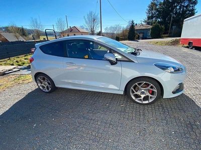 Gebraucht Ford Fiesta ST 200 PS (147 kW) 2018 Grau Kleinwagen