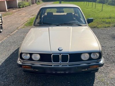 gebraucht BMW 320 E30 i 1983er 1.Hand wenig Kilometer