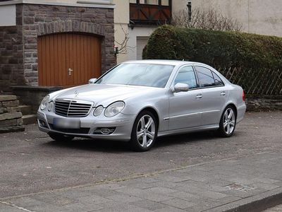 Gebraucht Mercedes E320 Avantgarde 2006 Silber Limousine