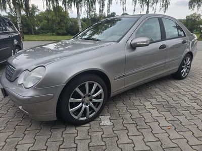 Mercedes C180
