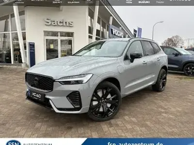 Neu Volvo XC60 Plus 336 PS (247 kW) 2026 Grau SUV