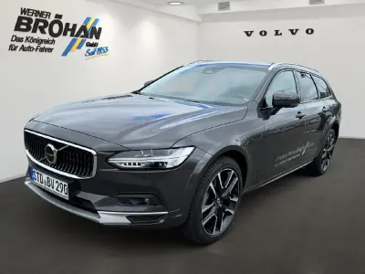 Gebraucht Volvo V90 CC Ultimate 197 PS (144 kW) 2024 Platinum grey / metallic Kombi