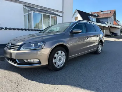 Usata VW Passat 170 CV (125 kW) 2011 Marrone Station wagon