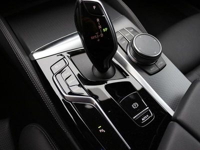 Grau Gebraucht 2022 BMW 530 M Sport Kombi | 42.750 € (Etwas zu teuer)