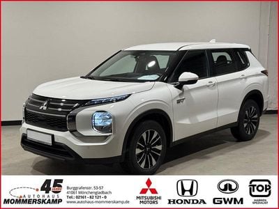 Gebraucht Mitsubishi Outlander P-HEV Basis 306 PS (225 kW) 2024 Weiss SUV