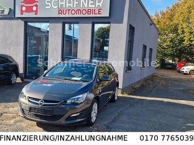 Gebraucht Opel Astra Selection 101 PS (74 kW) 2013 Grau Kombi
