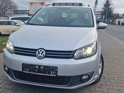 Gebraucht VW Touran 140 PS (102 kW) 2015 Silber Van / Kleinbus