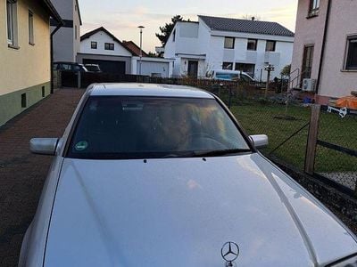 Gebraucht Mercedes C180 Elegance 122 PS (89 kW) 1997 Silber Limousine