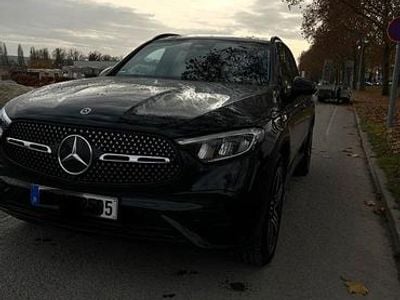 Schwarz Gebraucht 2025 Mercedes GLC200 AMG SUV | 54.999 € (Guter Preis)