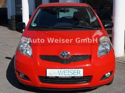 Gebraucht Toyota Yaris Edition 99 PS (72 kW) 2011 Rot Kleinwagen