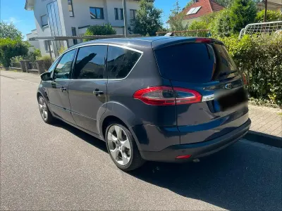 Gebraucht Ford S-MAX Titanium 163 PS (119 kW) 2012 Grau Van / Kleinbus
